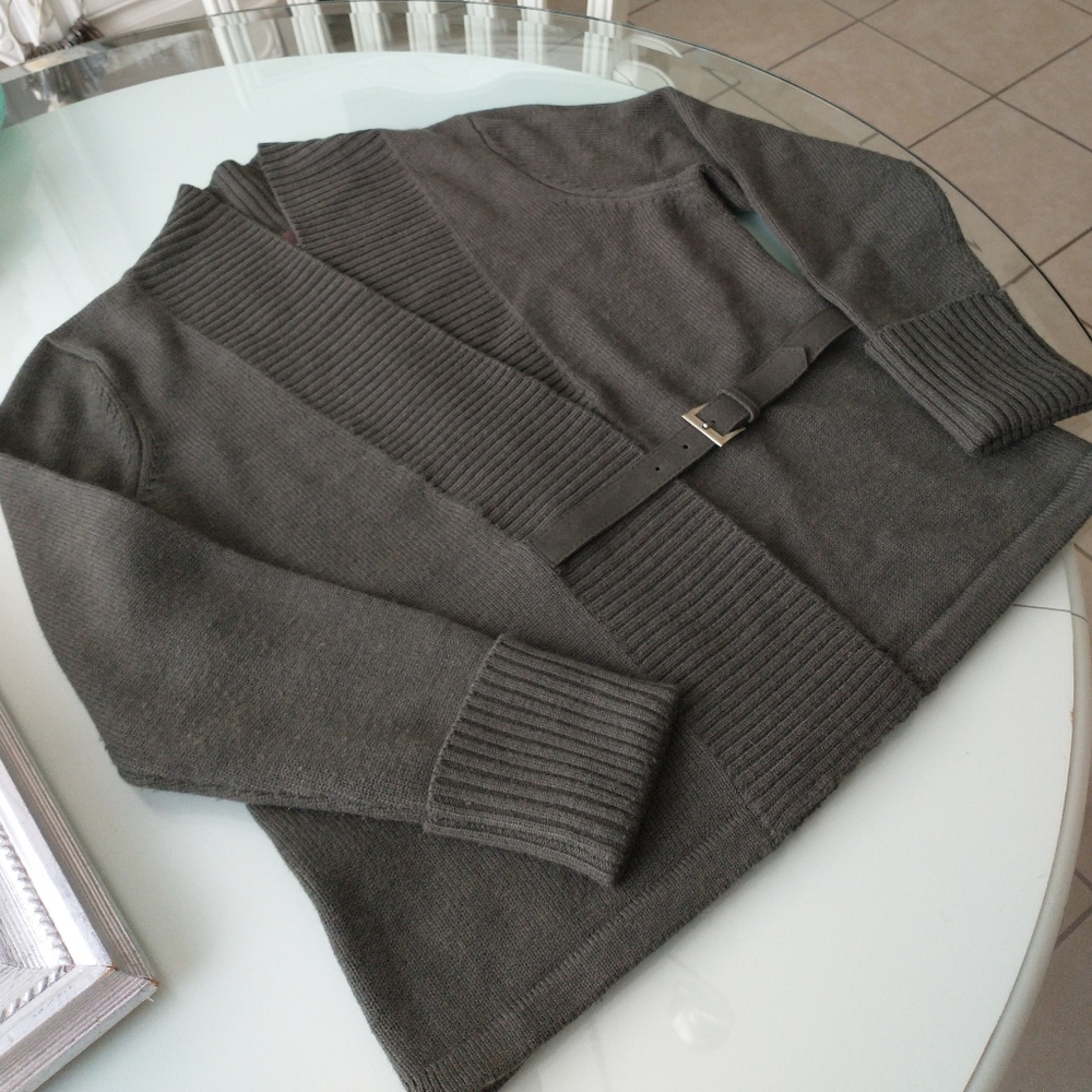 FENN WRIGHT MANSON 100% MERINO WOOL OLIVE BELTED SWEATER SIZE LARGE